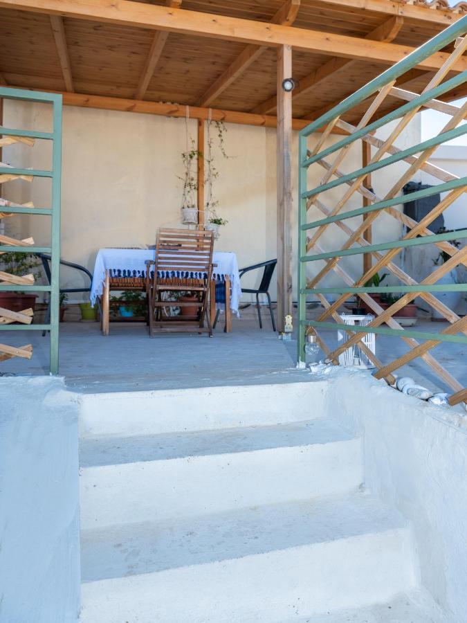 Cozy Studio In Dafnes Near To Heraklion Daire Dhafnes Dış mekan fotoğraf